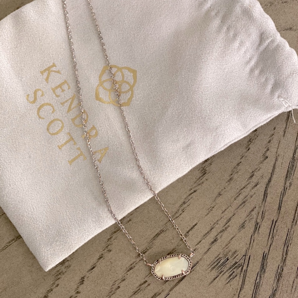 Kendra Scott Elisa Silver Short Pendant Necklace